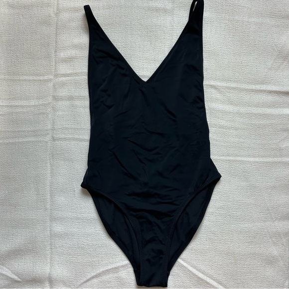 Black One Piece Low Back High Leg - Picture 1 of 4